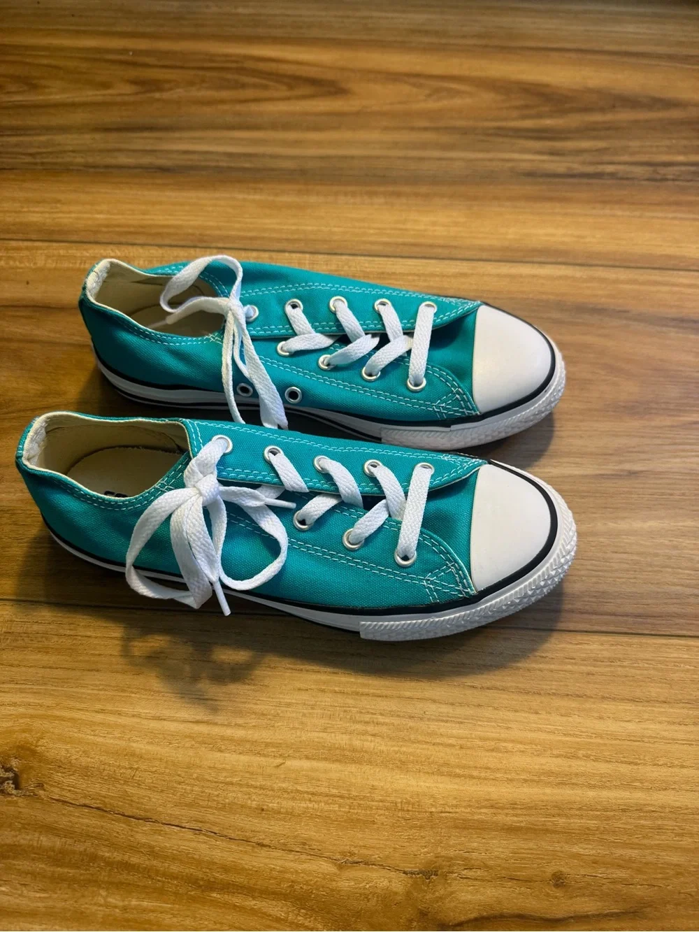 Converse Kids Teal Canvas Low-Top Sneakers with White Laces